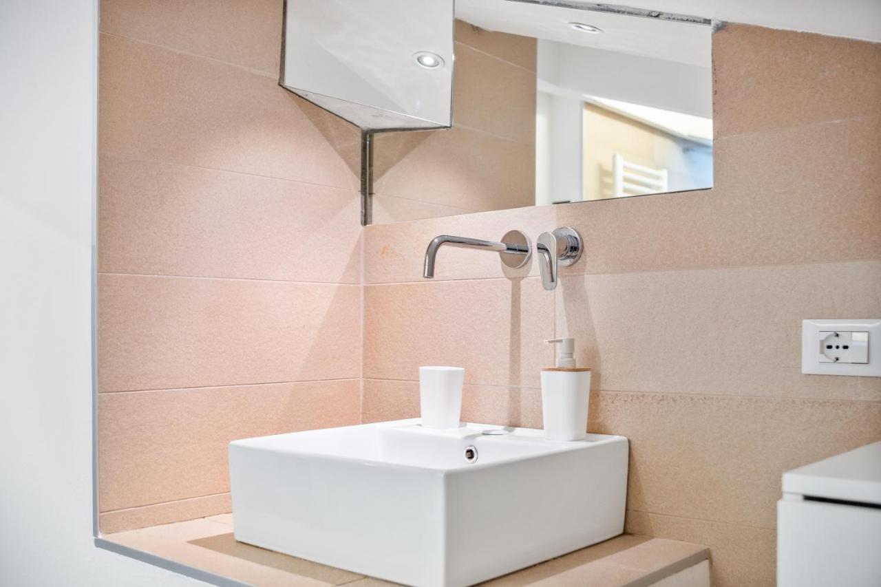 Via Corfu Cozy Nest Apartment Verona Bagian luar foto